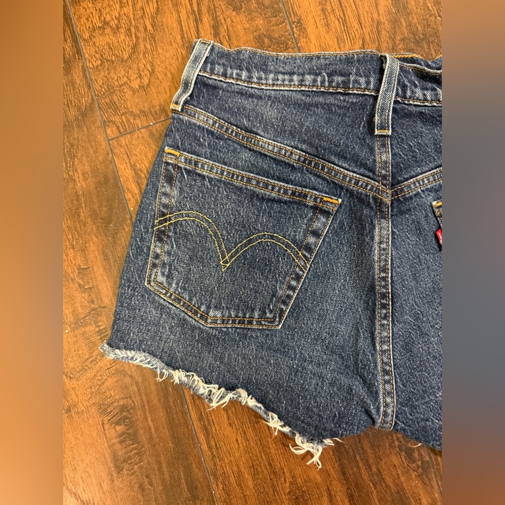 Levi’s Denim Distressed Women Shorts Size 28 - Picture 5 of 6